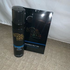 Bondi Sands Self Tanner + free tanning mitt!